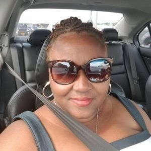 Meet your Posher, Stacy